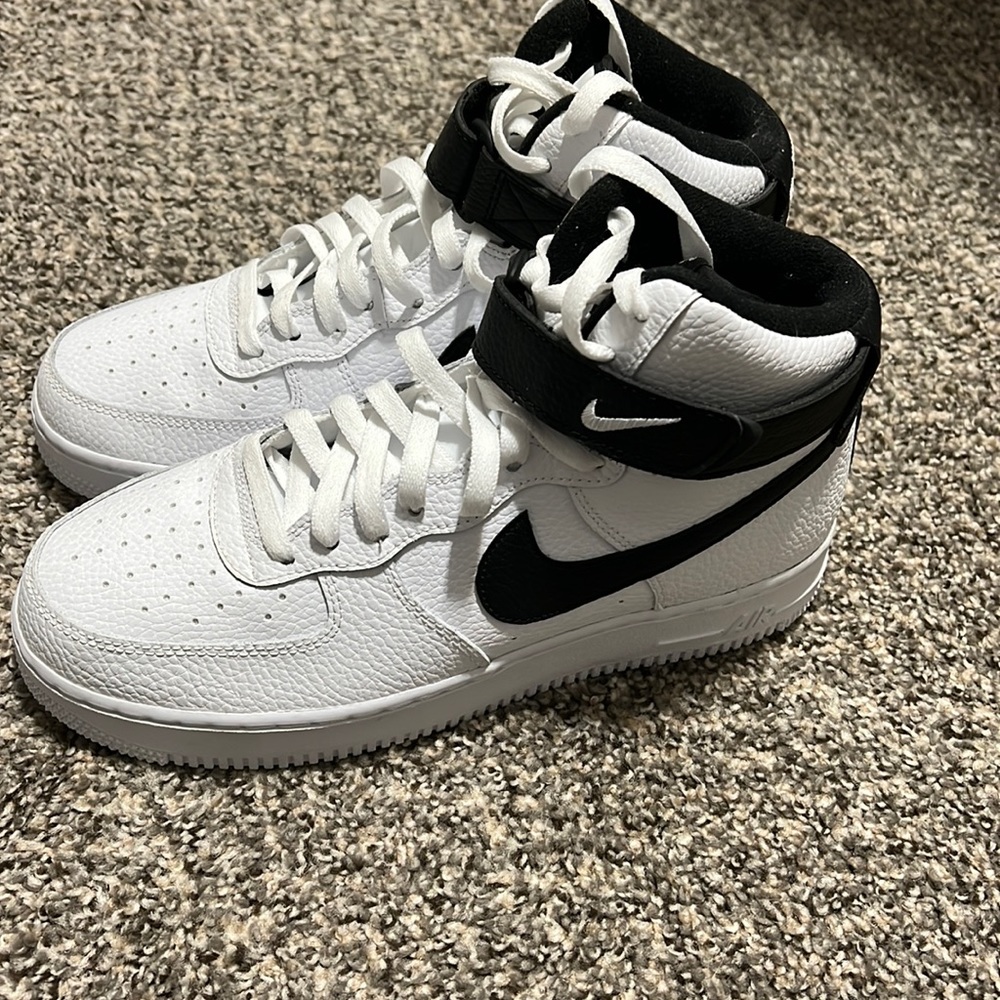Nike Air Force 1 High top shoes